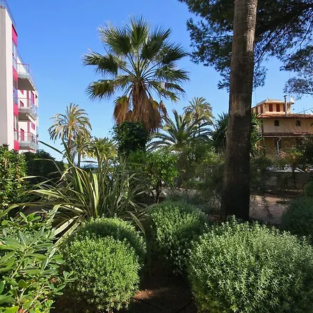 Marina Vista Apartment *